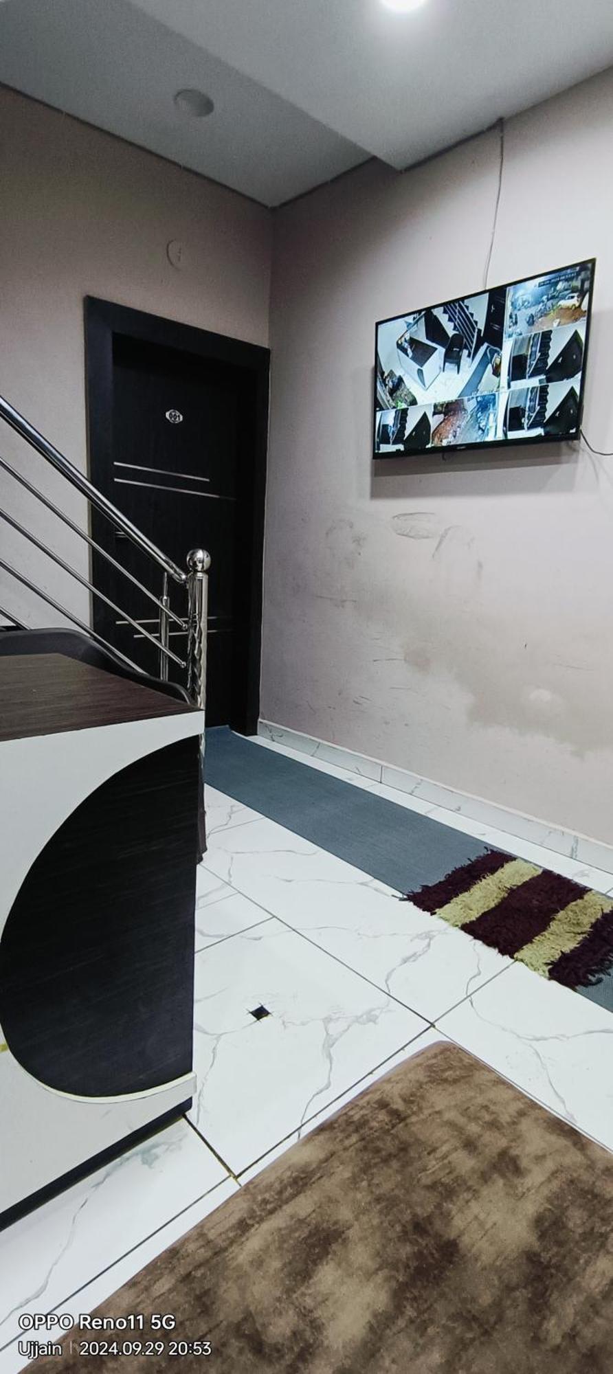 Hotel Rainbow اوجاين المظهر الخارجي الصورة